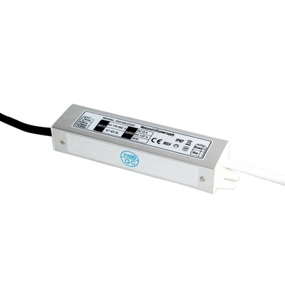 IP67防水電子LEDの運転者20w 12Vの一定した電圧電源