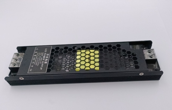 アルミニウム収容のRainproof LEDの電源12V 8.33A LEDの運転者100W