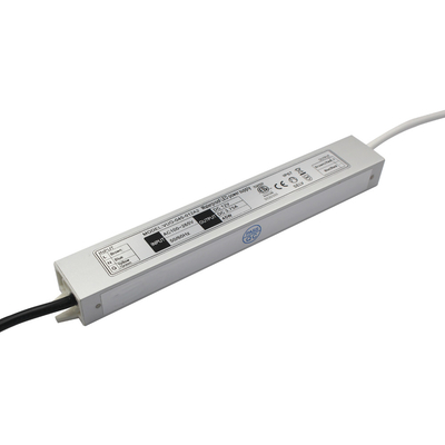 12V DCの滑走路端燈のための一定した電圧LED運転者45Wの転換の電源