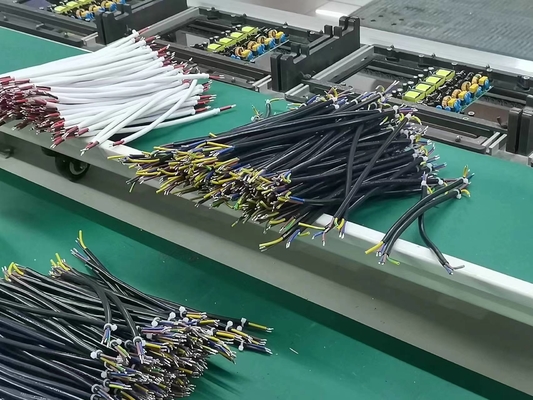 24V 30W IP67の一定した電圧力へのOEMの滑走路端燈LEDの運転者AC265V