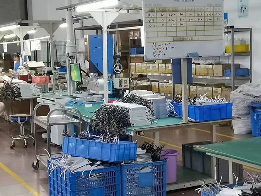 Ip67 20ワットの一定した電圧LED運転者AC Dc 24 V防水Dc 20w 24のボルト830mA