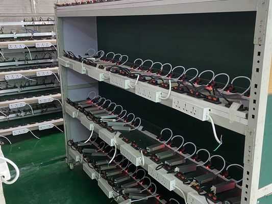 5ボルトDcの一定した電圧細いLED運転者25wへの240v ACは5a 5vの電源を防水する