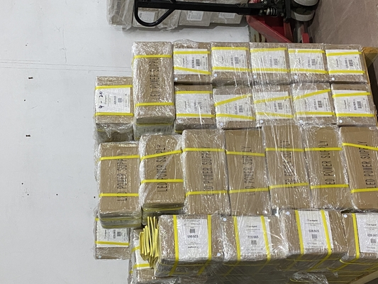 Dimmable一定した現在のLEDの運転者48v 2100ma 100w Ip67 0 - 10vLED