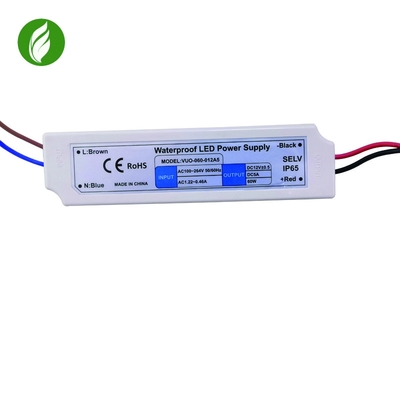超軽量の滑走路端燈LEDの運転者12V 5Aのプラスチック163x43x33mm