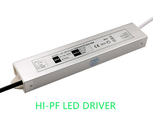 DC12V 24V 60W一定した高いPF防水LEDの切換えモード電源