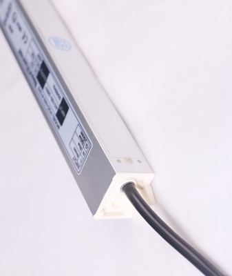 50/60Hz EMCの建築の照明のための一定した電圧LED運転者24V