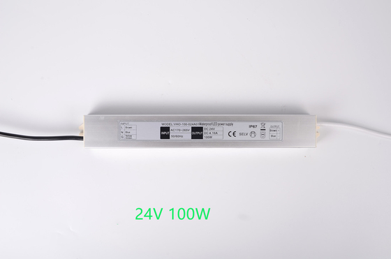 屋外50/60Hz防水電子LEDの運転者24V 100Wの切換えモード