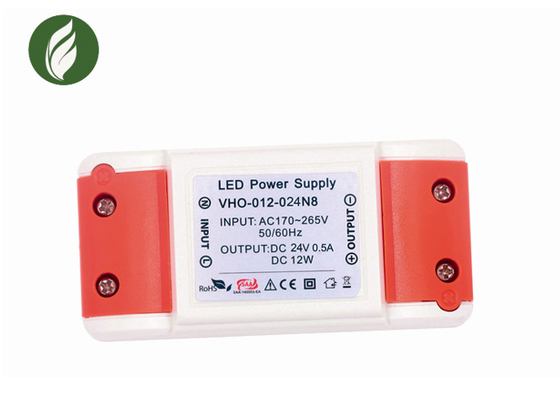 滑走路端燈のために自由な防湿性 24V 0.5AプラスチックLEDの運転者の明滅
