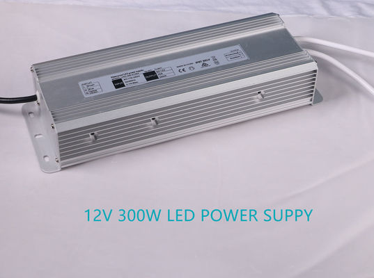 ODM Antiwear防水電子LEDの運転者24VDCは実用的出力した